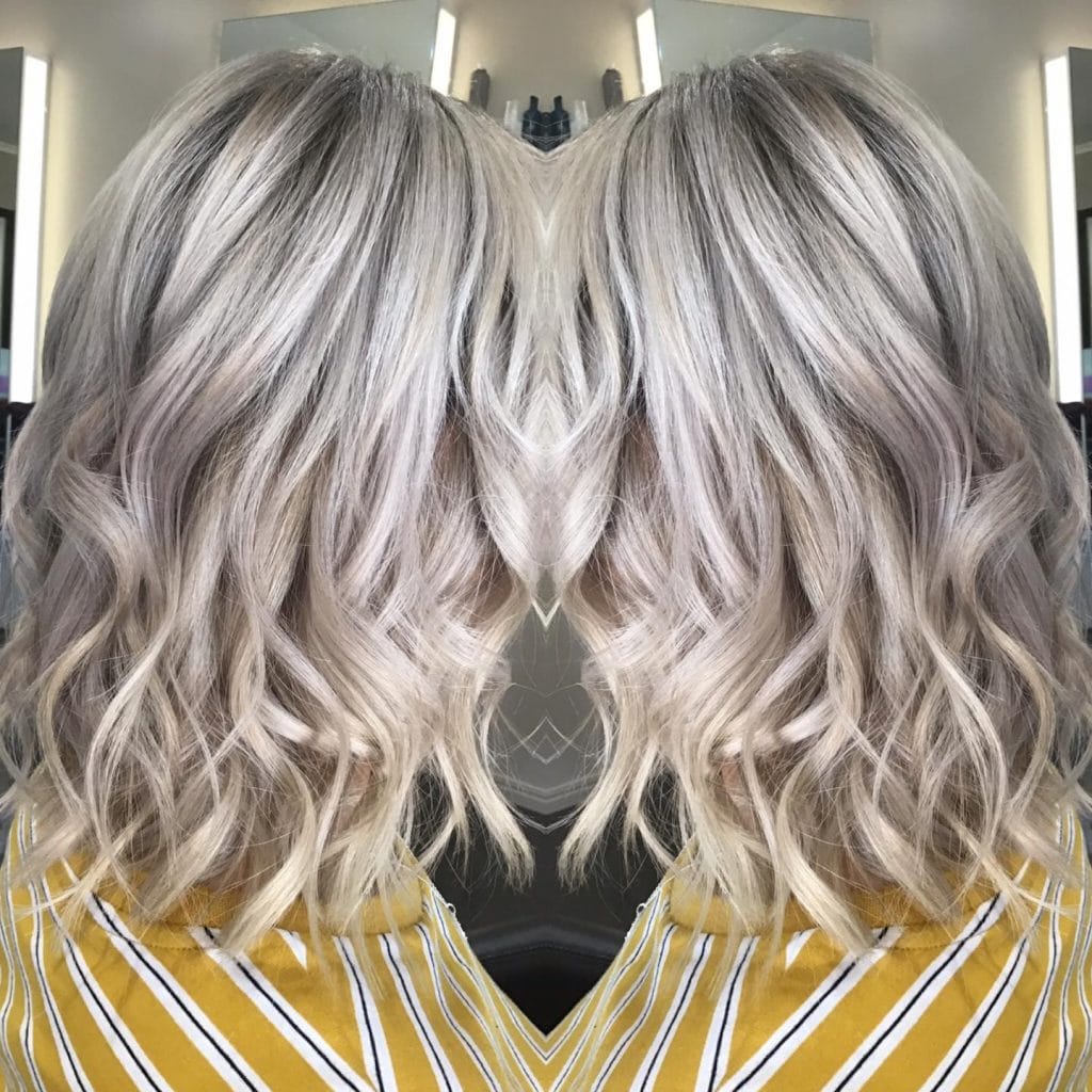 Major Summer Vibes From This Clean Blonde Styled W…