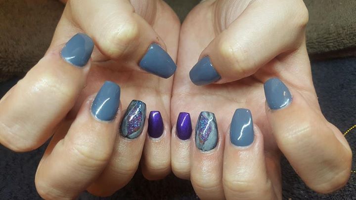 Creations By Jess
Amethyst Stone Nails
