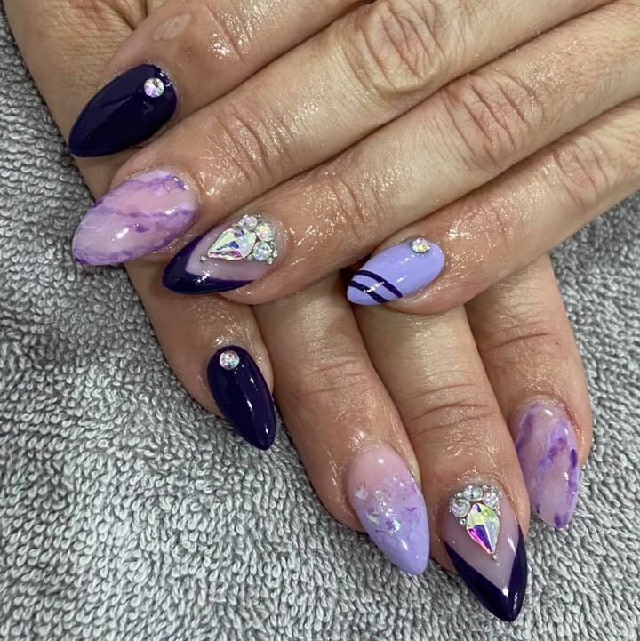 Birthday Nails For Your Tuesday 💜

Nails By Whit 🖤
