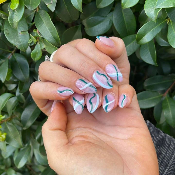 Goin Green 🍃

Nails By Whit 💚