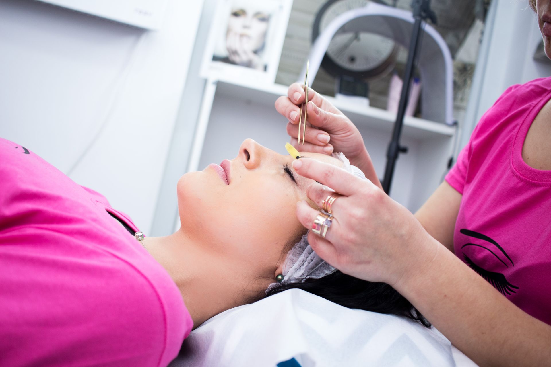 Laser skin treatment at the La Mode clinic